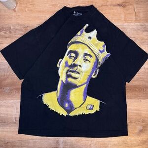 Kobe Bryant Crown Graphic Tee – The Forest Lab Collab – Lakers Colors